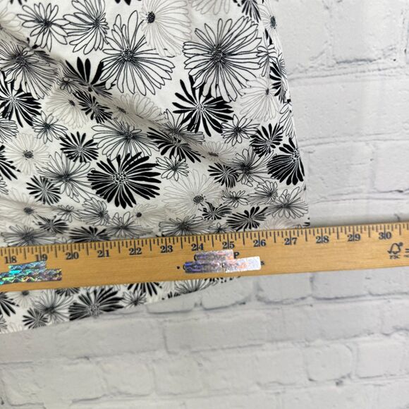 Westbound Button Down Shirt Women Plus 24W Wrinkle Free Fairy Cottage Floral Top - Picture 11 of 12